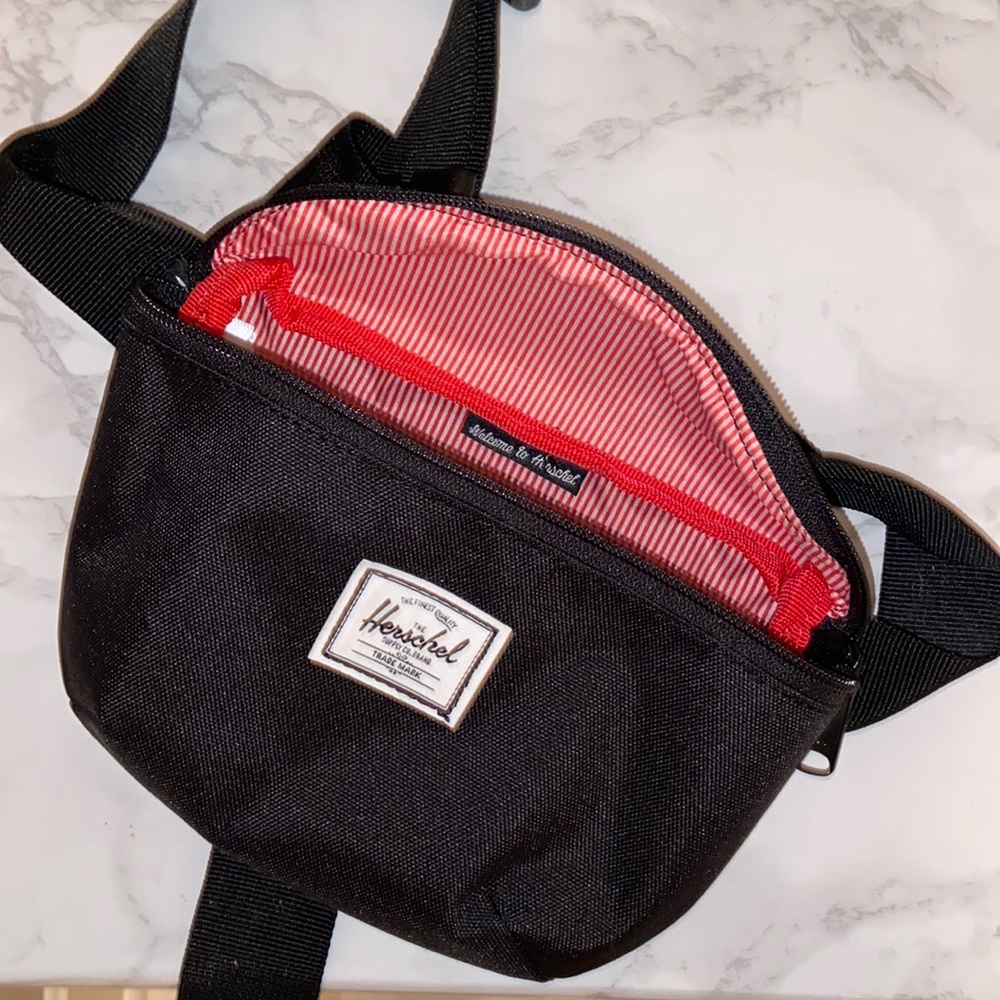 HERSCHEL FANNY PACK